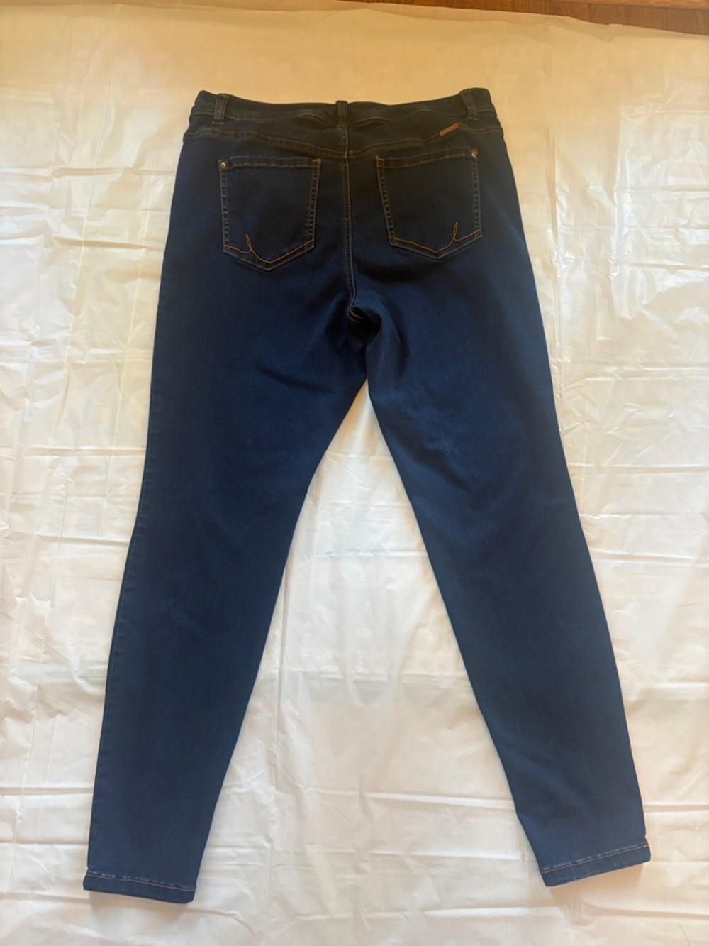INC International Concepts Dark Wash Skinny Jeans - Picture 2 of 3